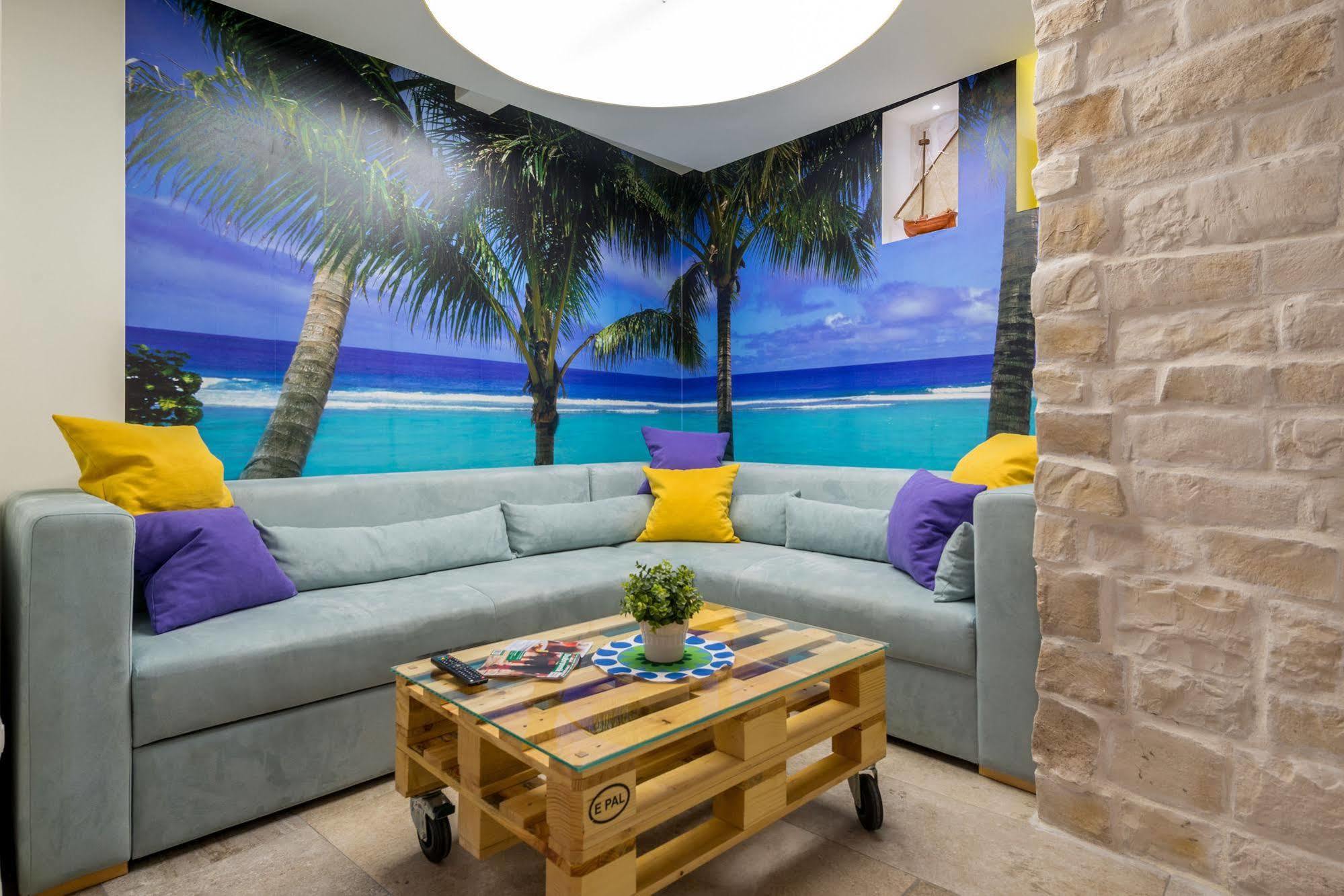 Petra Appartement *